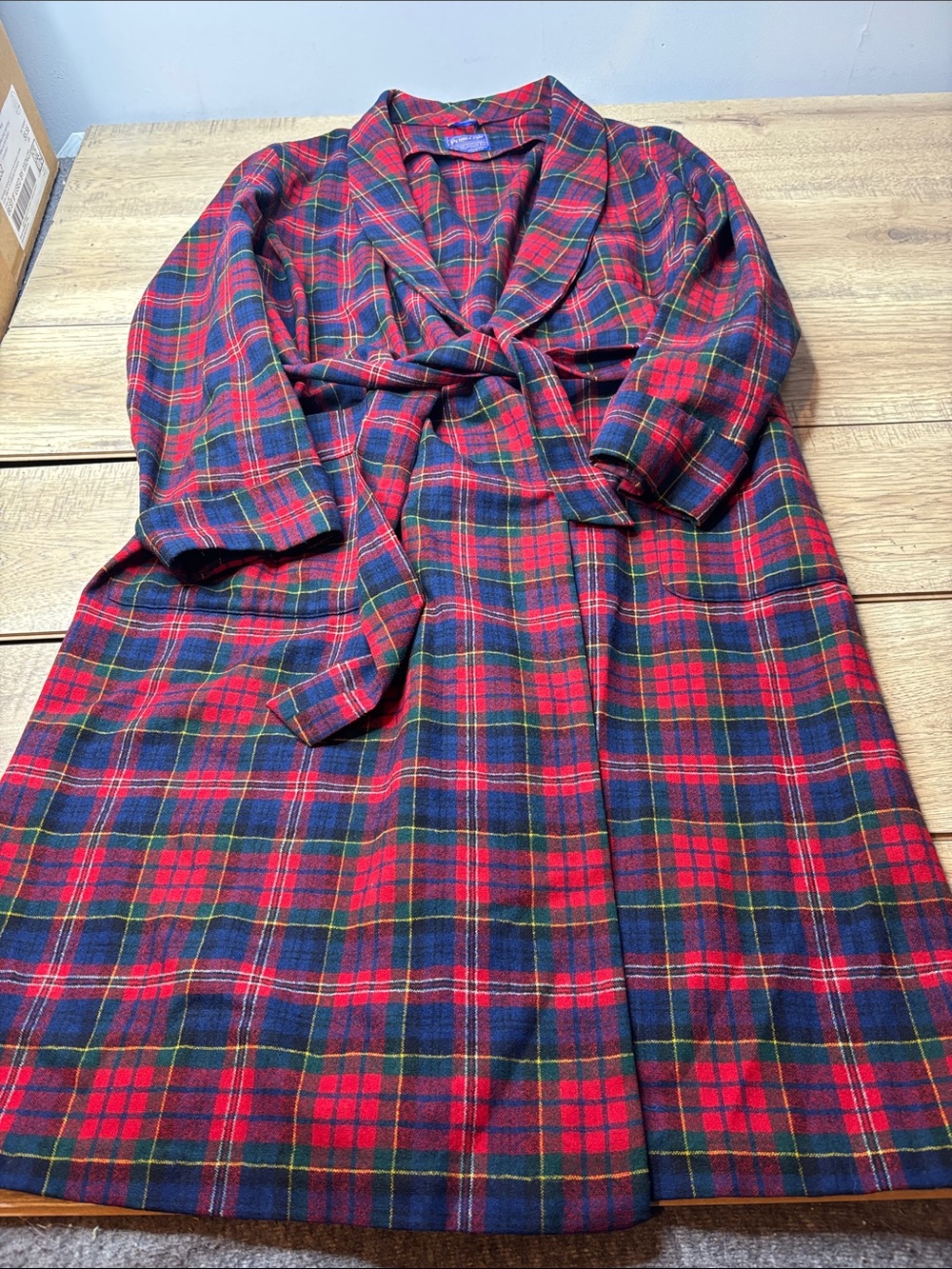 Men’s Vintage Pendleton Woolen Mills Red & Navy Plaid Wrap Robe with Belt Size M